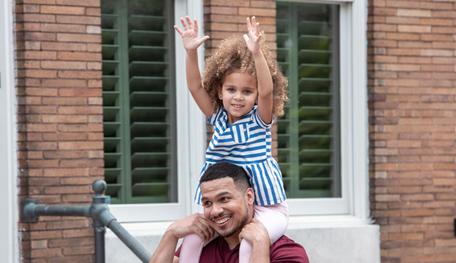 VPD Pneumonia-girl on her father's shoulders'